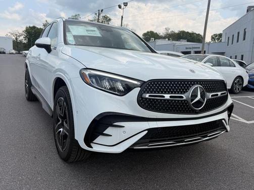 2025 Mercedes-Benz GLC 300 4MATIC