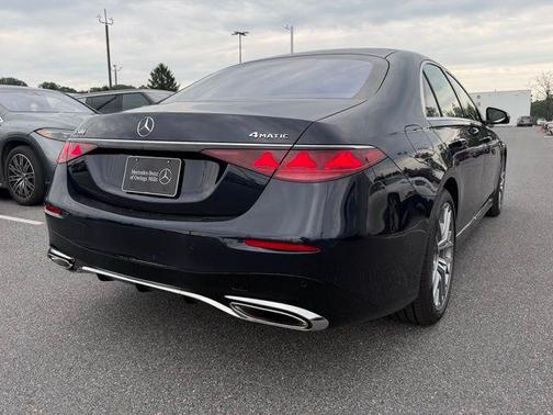 Nautical Blue Metallic 2027 Mercedes-Benz S-Class S 580e 4MATIC