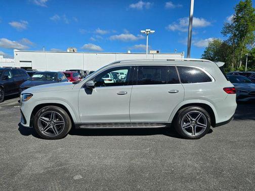 MANUFAKTUR Alpine Grey 2024 Mercedes-Benz GLS 450 4MATIC