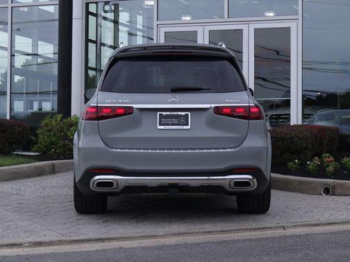 MANUFAKTUR Alpine Grey 2024 Mercedes-Benz GLS 450 4MATIC