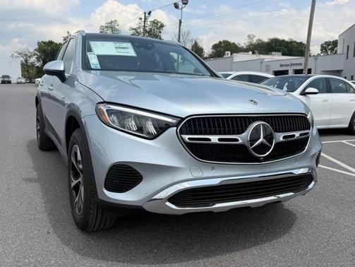 2025 Mercedes-Benz GLC 350e Base