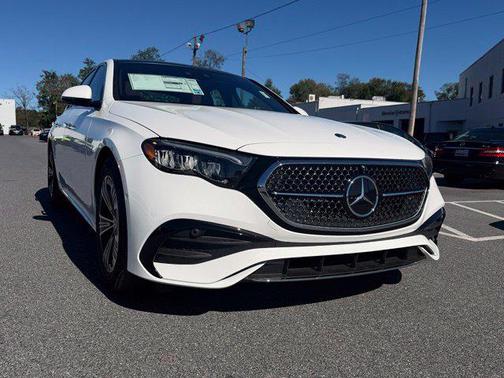 Polar White 2027 Mercedes-Benz E-Class E 350