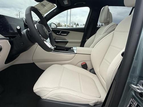 2025 Mercedes-Benz GLC 350e Base