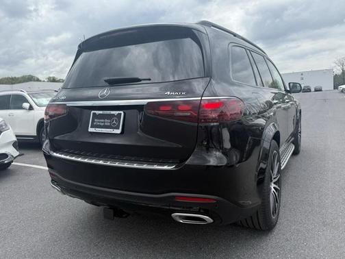 2025 Mercedes-Benz GLS 580 4MATIC