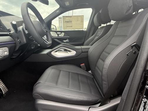 2025 Mercedes-Benz GLS 580 4MATIC