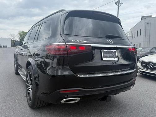 2025 Mercedes-Benz GLS 580 4MATIC