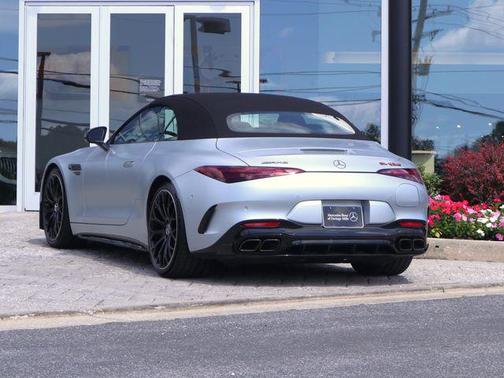 MANUFAKTUR Cirrus Silver MAGNO 2025 Mercedes-Benz AMG SL 63 Base