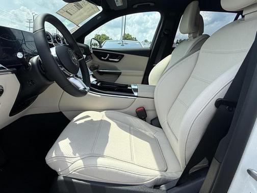 2025 Mercedes-Benz GLC 350e Base