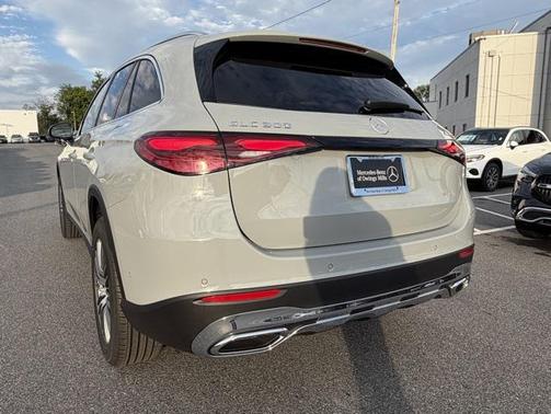 2026 Mercedes-Benz GLC 300 4MATIC