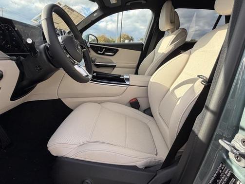 2026 Mercedes-Benz GLC 350e Base