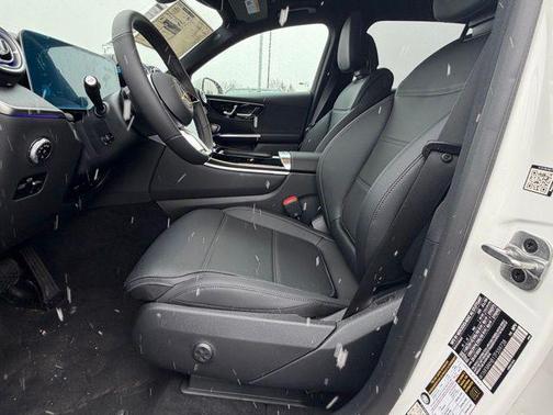 Polar White 2026 Mercedes-Benz GLC 300 4MATIC