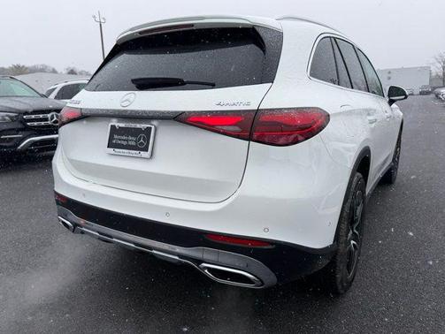Polar White 2026 Mercedes-Benz GLC 300 4MATIC