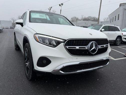 Polar White 2026 Mercedes-Benz GLC 300 4MATIC