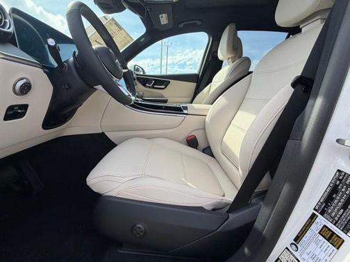 Polar White 2026 Mercedes-Benz GLC 300 4MATIC