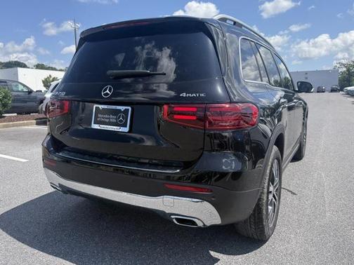 2025 Mercedes-Benz GLB 250 4MATIC
