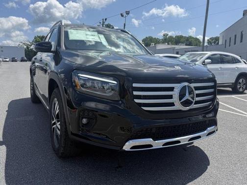 2025 Mercedes-Benz GLB 250 4MATIC