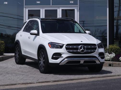 White 2025 Mercedes-Benz GLE 350 4MATIC