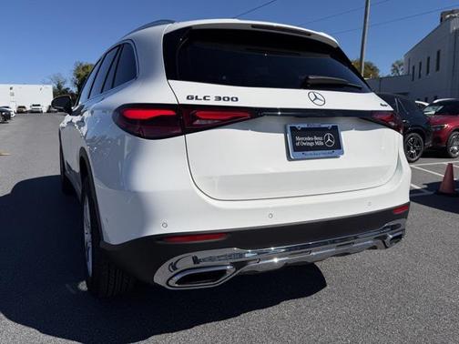 2026 Mercedes-Benz GLC 300 4MATIC