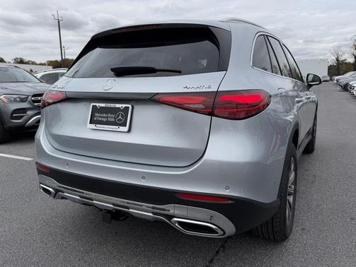 2026 Mercedes-Benz GLC 300 4MATIC
