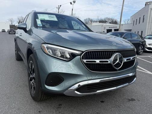 2025 Mercedes-Benz GLC 350e Base