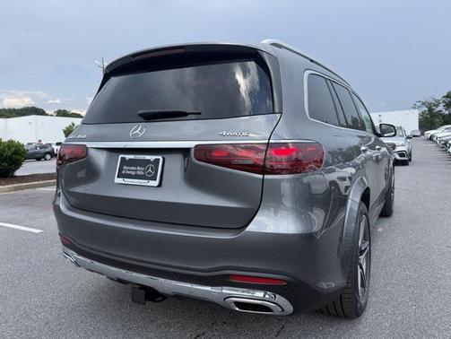 2025 Mercedes-Benz GLS 450 4MATIC