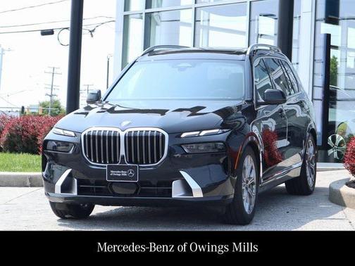 2025 BMW X7 xDrive40i