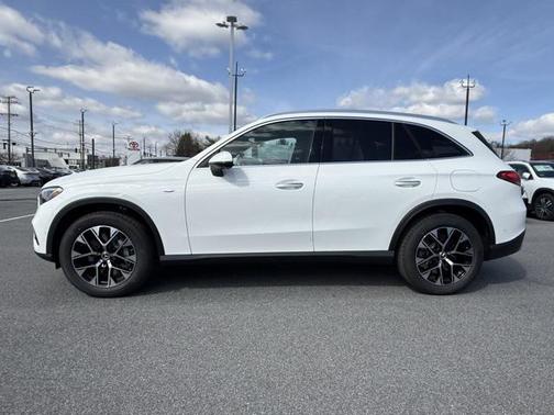 2025 Mercedes-Benz GLC 350e Base