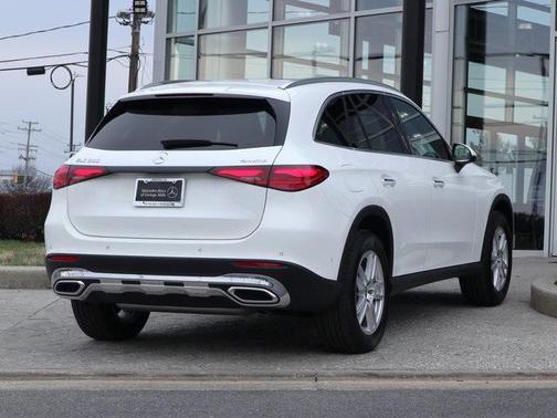 2025 Mercedes-Benz GLC 300 4MATIC