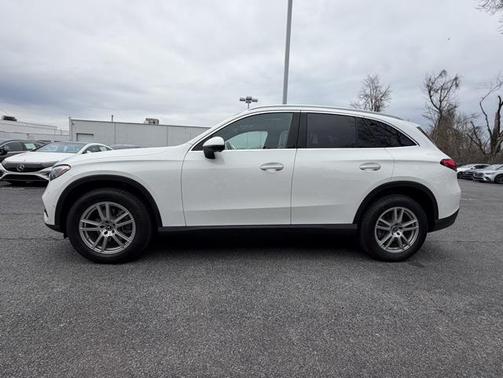 2025 Mercedes-Benz GLC 300 4MATIC