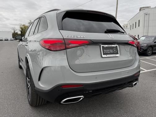 2026 Mercedes-Benz GLC 300 4MATIC