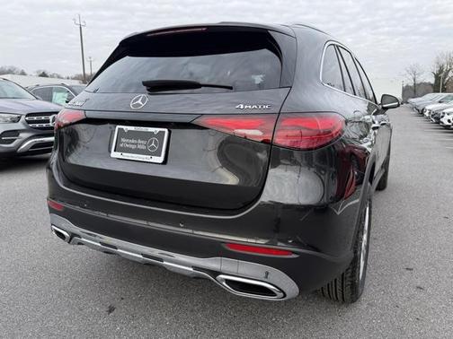 2026 Mercedes-Benz GLC 300 4MATIC