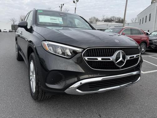 2026 Mercedes-Benz GLC 300 4MATIC
