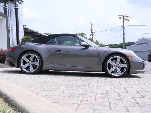 Agate Grey Metallic 2018 Porsche 911 Carrera