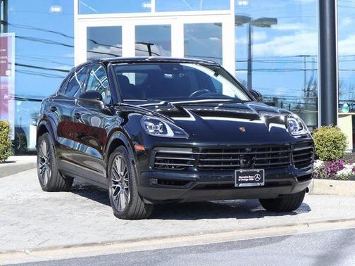 2023 Porsche Cayenne Platinum Edition