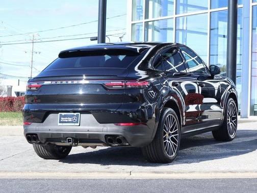 2023 Porsche Cayenne Platinum Edition