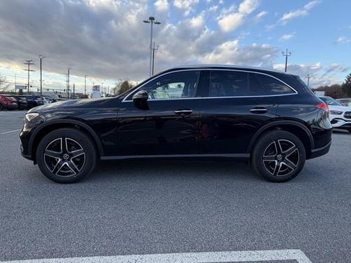 2026 Mercedes-Benz GLC 300 4MATIC