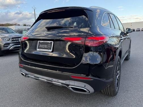 2026 Mercedes-Benz GLC 300 4MATIC