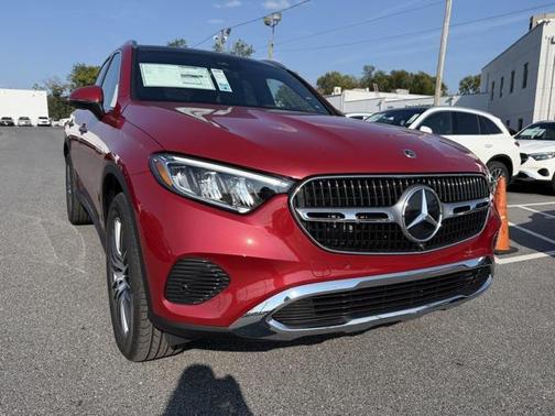 2026 Mercedes-Benz GLC 300 4MATIC
