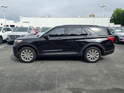 Black 2020 Ford Explorer Limited