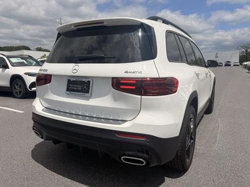 2025 Mercedes-Benz GLB 250 4MATIC