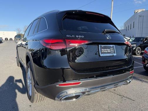 2026 Mercedes-Benz GLC 300 4MATIC