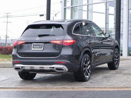 2025 Mercedes-Benz GLC 350e Base