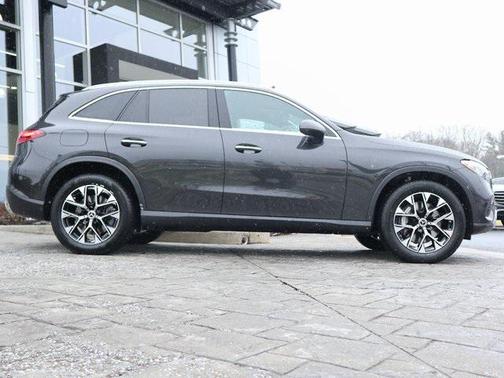 2025 Mercedes-Benz GLC 350e Base