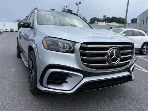 2025 Mercedes-Benz GLS 450 4MATIC