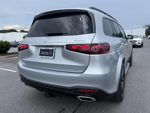 2025 Mercedes-Benz GLS 450 4MATIC