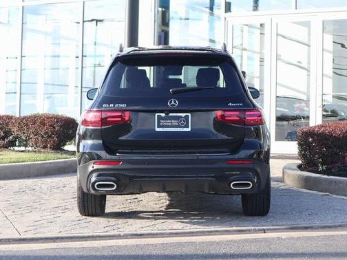 2024 Mercedes-Benz GLB 250 4MATIC