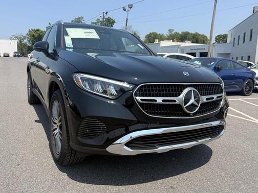 2025 Mercedes-Benz GLC 300 4MATIC
