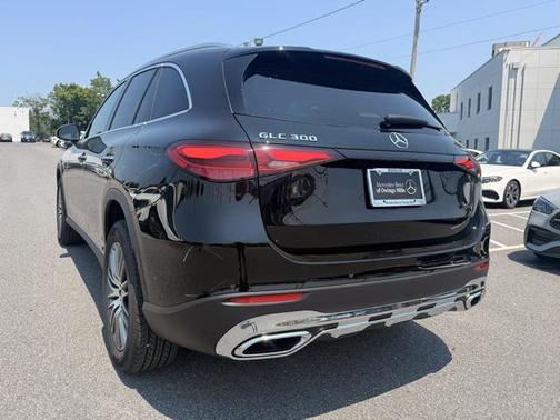 2025 Mercedes-Benz GLC 300 4MATIC