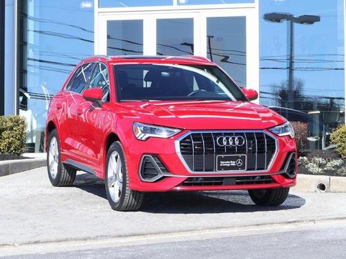 2022 Audi Q3 45 S line Premium Plus
