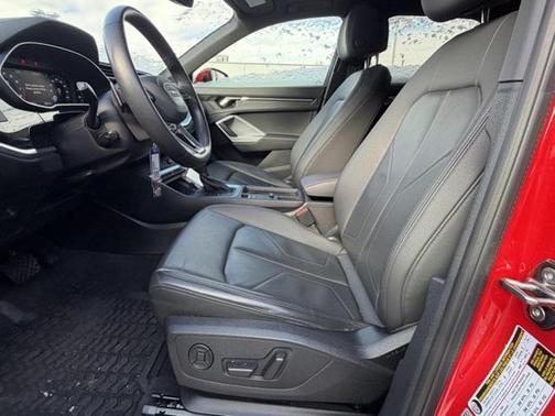 2022 Audi Q3 45 S line Premium Plus